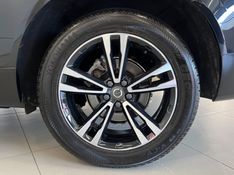 VOLVO XC60 2.0 T5 MOMENTUM 2019/2019 ÓTIMA CAR FLORES DA CUNHA / Carros no Vale