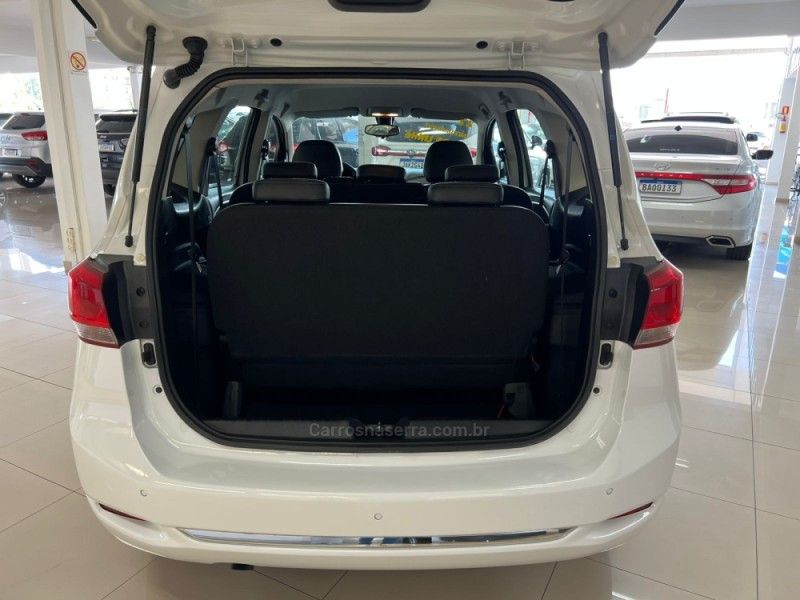 CHEVROLET SPIN 1.8 PREMIER 8V 2021/2022 CIMIRRO AUTOMÓVEIS TAQUARA / Carros no Vale CHEVROLET SPIN 1.8 PREMIER 8V 2021/2022 CIMIRRO AUTOMÓVEIS TAQUARA / Carros no Vale