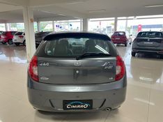 JAC J3 1.5 S 16V 2014/2015 CIMIRRO AUTOMÓVEIS TAQUARA / Carros no Vale