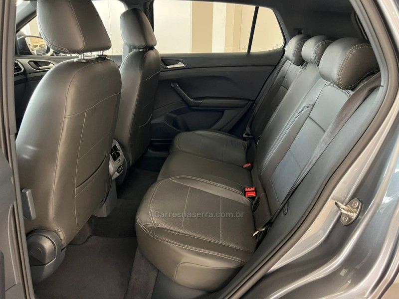 VOLKSWAGEN T-CROSS 1.0 COMFORTLINE TSI 2021/2021 CIMIRRO AUTOMÓVEIS TAQUARA / Carros no Vale