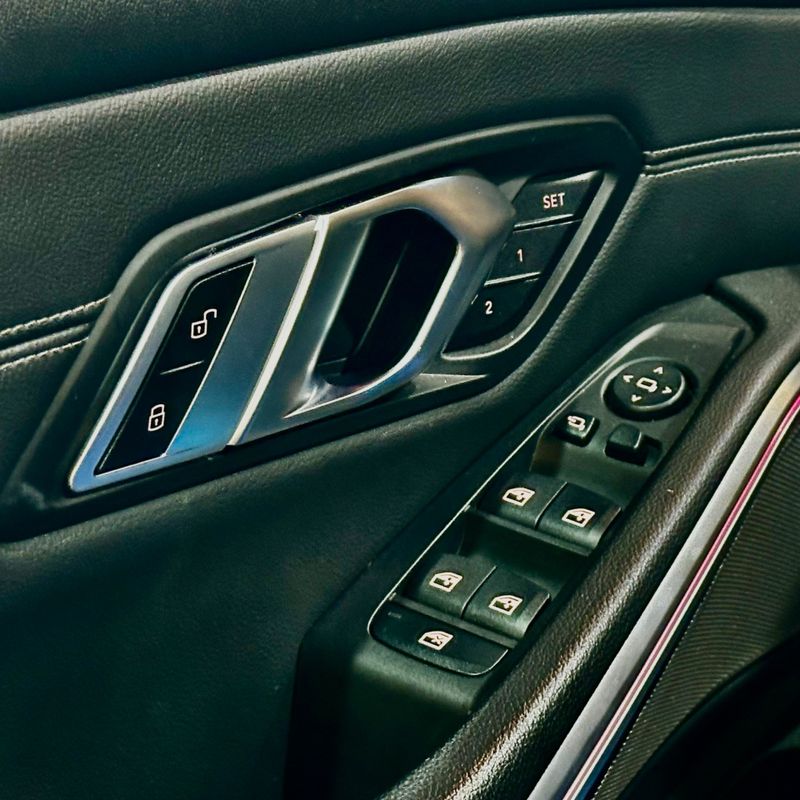 Bmw 320i M Sport 2022/2023 DL MOTORS LAJEADO / Carros no Vale Bmw 320i M Sport 2022/2023 DL MOTORS LAJEADO / Carros no Vale