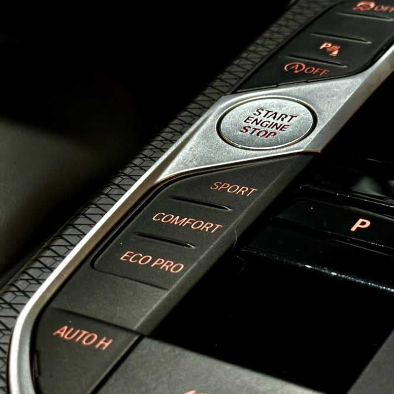 Bmw 320i M Sport 2022/2023 DL MOTORS LAJEADO / Carros no Vale Bmw 320i M Sport 2022/2023 DL MOTORS LAJEADO / Carros no Vale