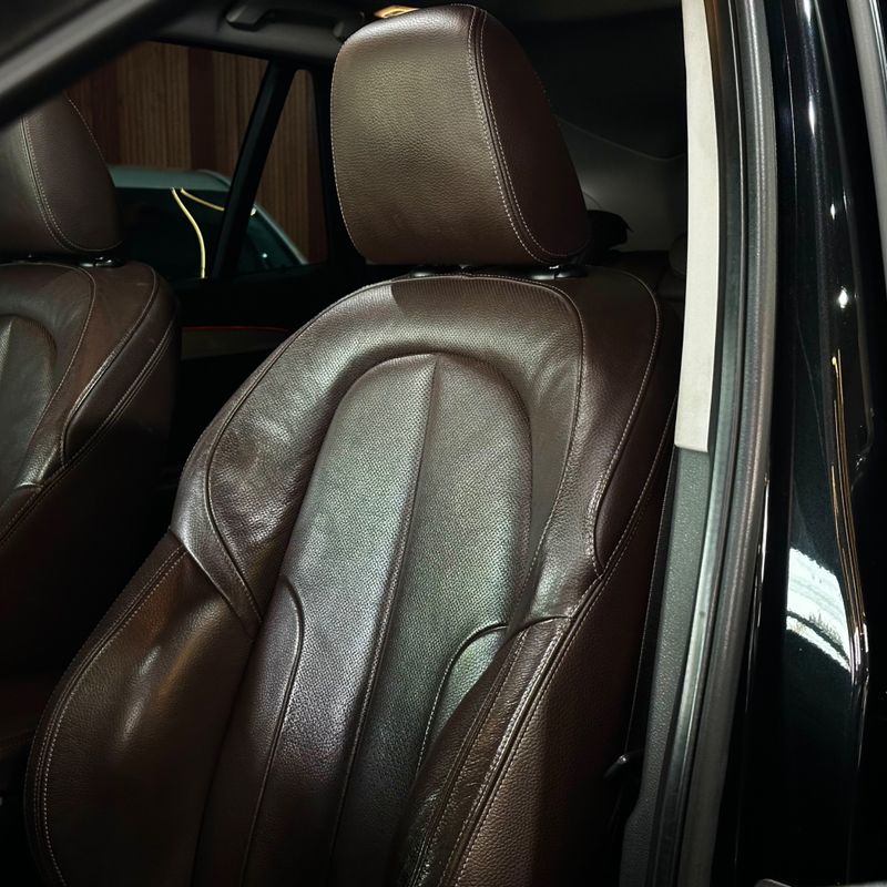 Bmw X1 X25i Activeflex 2017/2018 DL MOTORS LAJEADO / Carros no Vale Bmw X1 X25i Activeflex 2017/2018 DL MOTORS LAJEADO / Carros no Vale