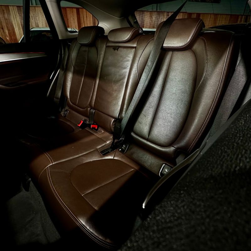 Bmw X1 X25i Activeflex 2017/2018 DL MOTORS LAJEADO / Carros no Vale Bmw X1 X25i Activeflex 2017/2018 DL MOTORS LAJEADO / Carros no Vale