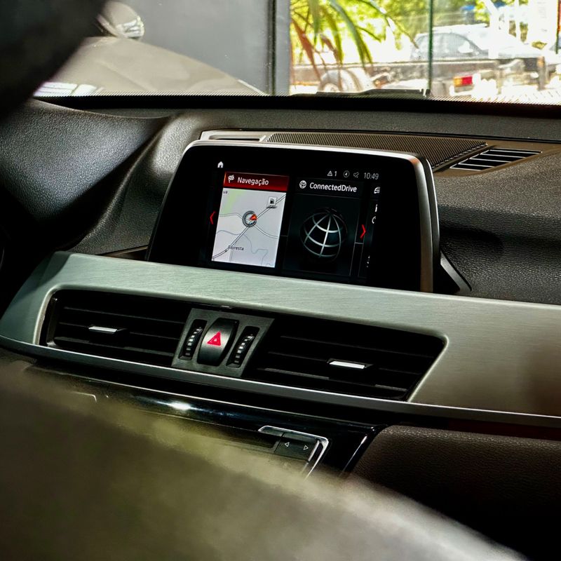 Bmw X1 X25i Activeflex 2017/2018 DL MOTORS LAJEADO / Carros no Vale Bmw X1 X25i Activeflex 2017/2018 DL MOTORS LAJEADO / Carros no Vale