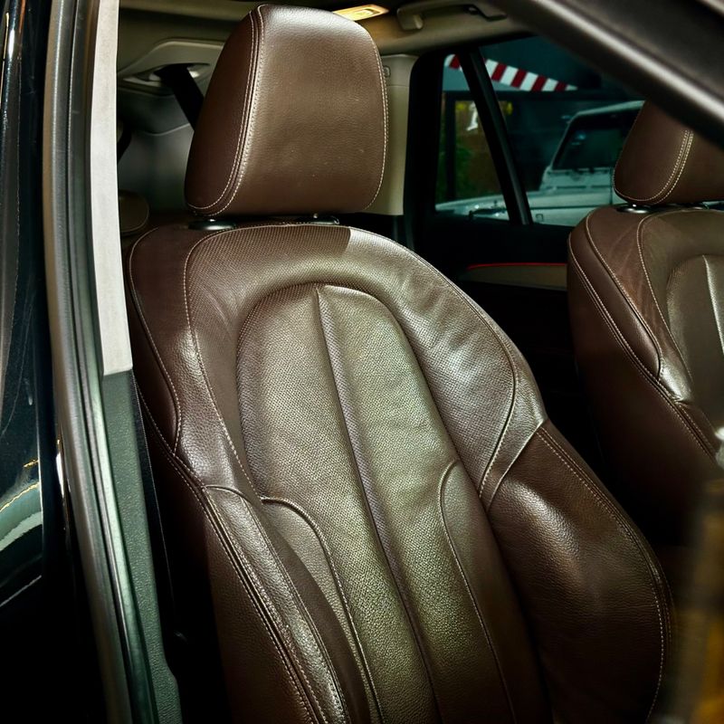 Bmw X1 X25i Activeflex 2017/2018 DL MOTORS LAJEADO / Carros no Vale Bmw X1 X25i Activeflex 2017/2018 DL MOTORS LAJEADO / Carros no Vale