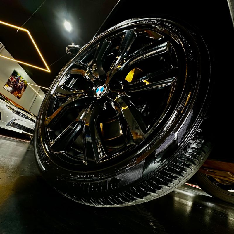 Bmw X1 X25i Activeflex 2017/2018 DL MOTORS LAJEADO / Carros no Vale Bmw X1 X25i Activeflex 2017/2018 DL MOTORS LAJEADO / Carros no Vale