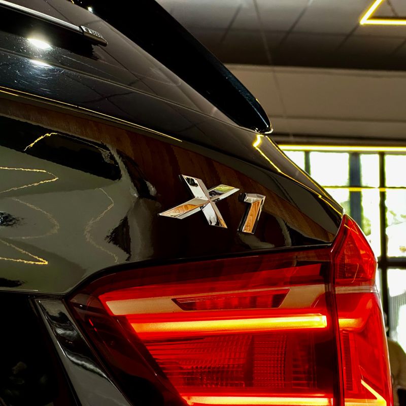 Bmw X1 X25i Activeflex 2017/2018 DL MOTORS LAJEADO / Carros no Vale Bmw X1 X25i Activeflex 2017/2018 DL MOTORS LAJEADO / Carros no Vale