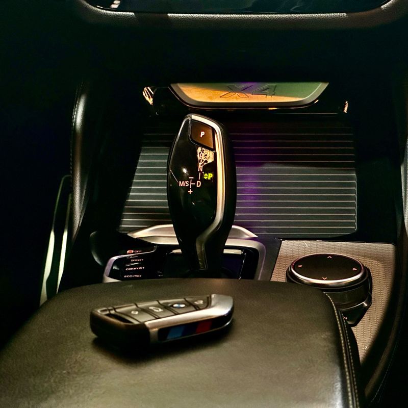 Bmw X4 Xdrive 30i M Sport 2.0 Tb 252cv 2018/2019 DL MOTORS LAJEADO / Carros no Vale Bmw X4 Xdrive 30i M Sport 2.0 Tb 252cv 2018/2019 DL MOTORS LAJEADO / Carros no Vale