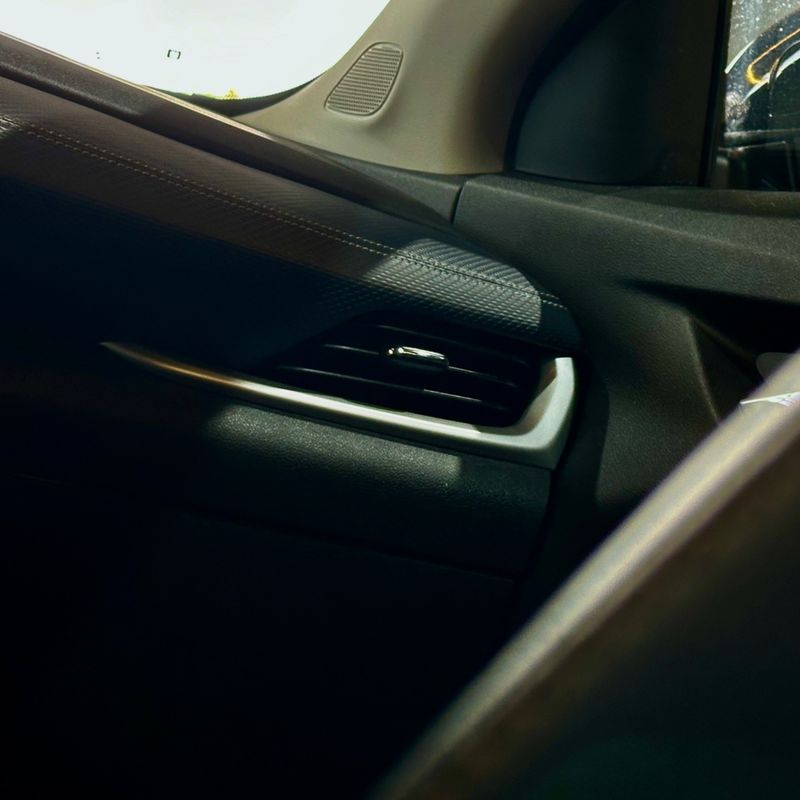 Chevrolet Tracker 12t A Pr 2023/2024 DL MOTORS LAJEADO / Carros no Vale