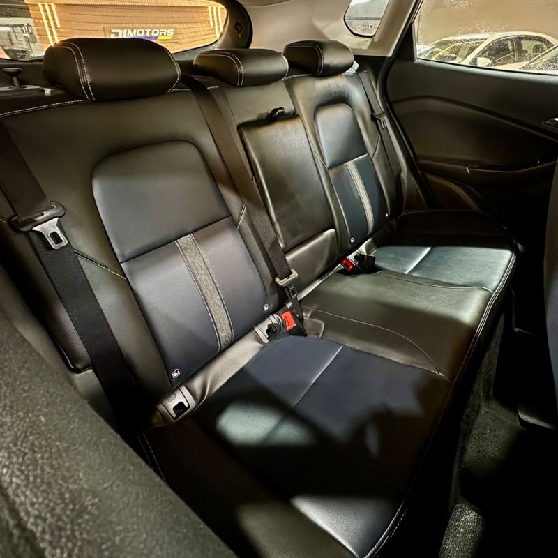 Chevrolet Tracker 12t A Pr 2023/2024 DL MOTORS LAJEADO / Carros no Vale