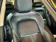 Chevrolet Tracker 12t A Pr 2023/2024 DL MOTORS LAJEADO / Carros no Vale