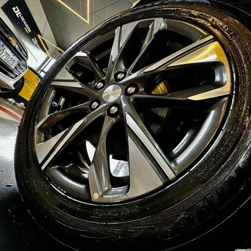 Chevrolet Tracker 12t A Pr 2023/2024 DL MOTORS LAJEADO / Carros no Vale