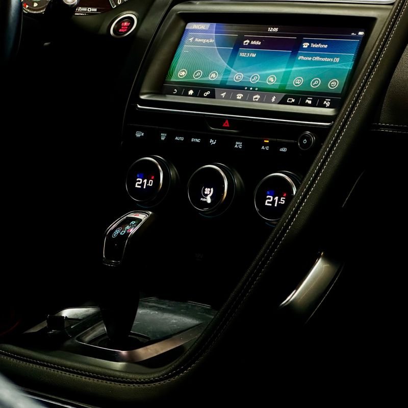 Jaguar Jag Epace P300 Se Rdy 2020/2020 DL MOTORS LAJEADO / Carros no Vale Jaguar Jag Epace P300 Se Rdy 2020/2020 DL MOTORS LAJEADO / Carros no Vale