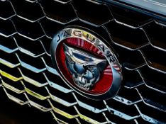 Jaguar Jag Epace P300 Se Rdy 2020/2020 DL MOTORS LAJEADO / Carros no Vale