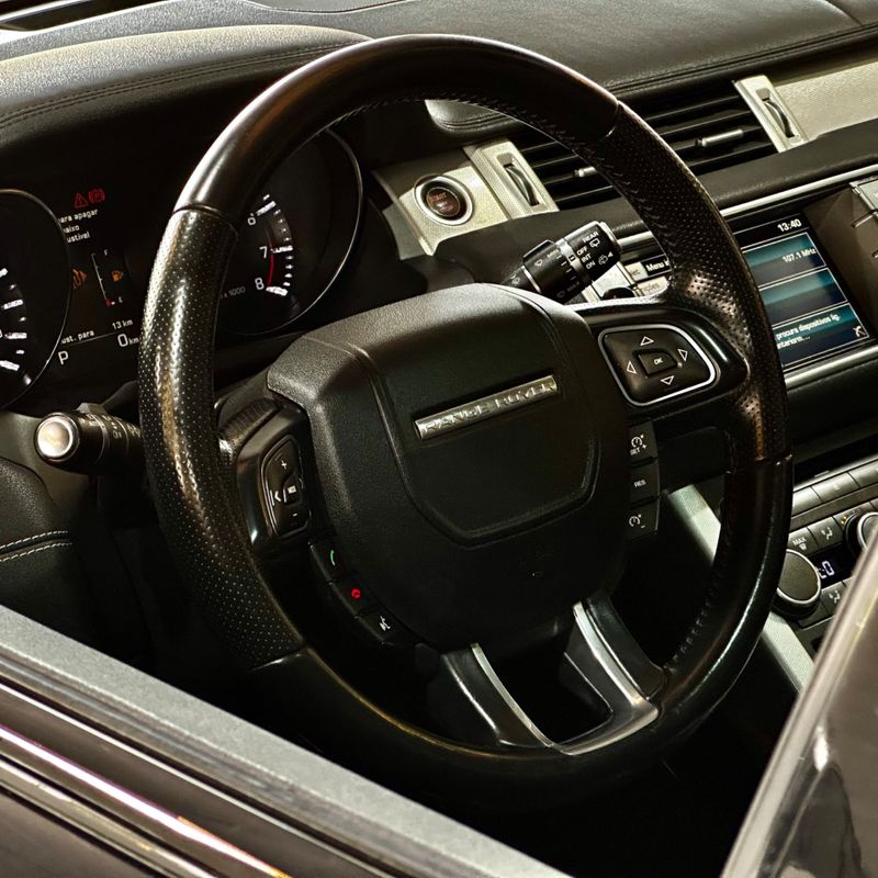 Land Rover Range R Evoque Si4 Se 2.0 2014/2015 DL MOTORS LAJEADO / Carros no Vale Land Rover Range R Evoque Si4 Se 2.0 2014/2015 DL MOTORS LAJEADO / Carros no Vale