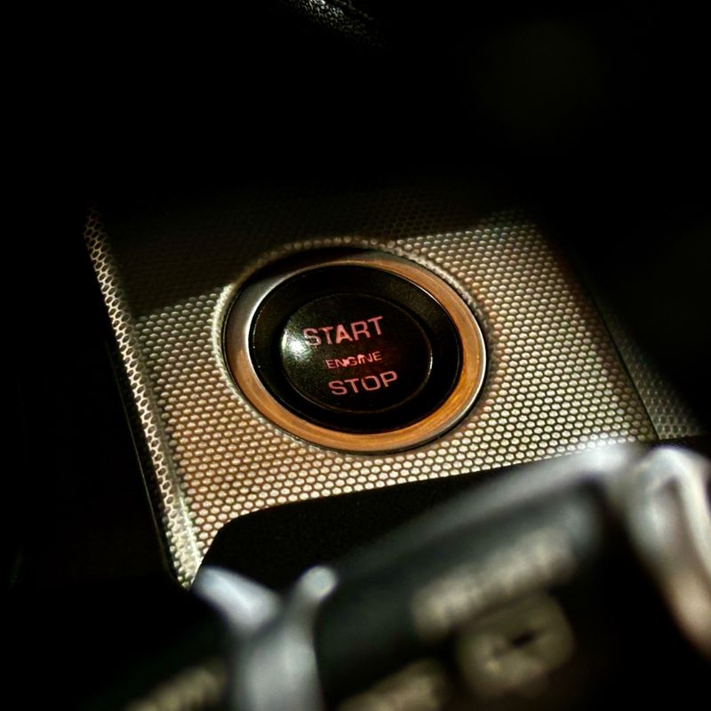 Land Rover Range R Evoque Si4 Se 2.0 2014/2015 DL MOTORS LAJEADO / Carros no Vale Land Rover Range R Evoque Si4 Se 2.0 2014/2015 DL MOTORS LAJEADO / Carros no Vale