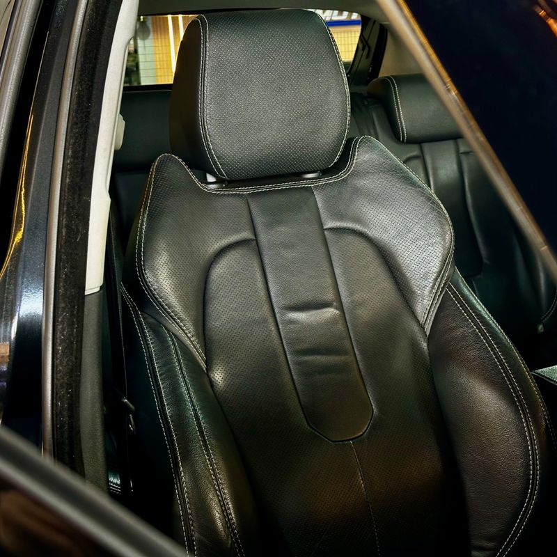 Land Rover Range R Evoque Si4 Se 2.0 2014/2015 DL MOTORS LAJEADO / Carros no Vale Land Rover Range R Evoque Si4 Se 2.0 2014/2015 DL MOTORS LAJEADO / Carros no Vale