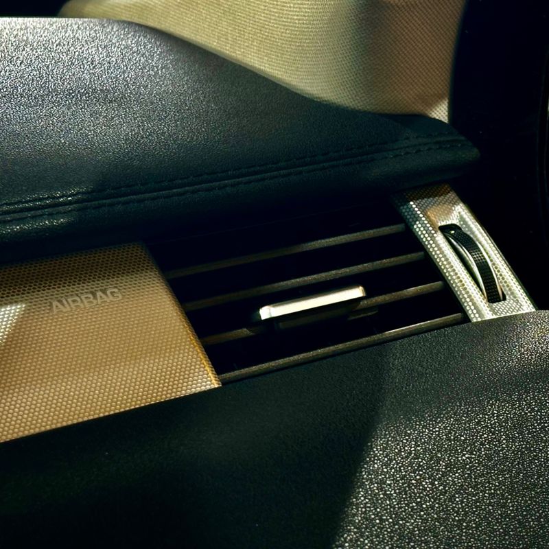 Land Rover Range R Evoque Si4 Se 2.0 2014/2015 DL MOTORS LAJEADO / Carros no Vale Land Rover Range R Evoque Si4 Se 2.0 2014/2015 DL MOTORS LAJEADO / Carros no Vale