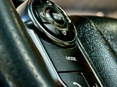 Land Rover Range Rover Sport 3.o Td Hse 2013/2014 DL MOTORS LAJEADO / Carros no Vale