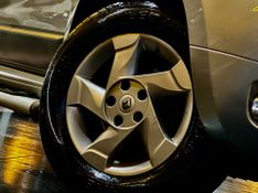 Renault Duster 16 D 4×2 2013/2014 DL MOTORS LAJEADO / Carros no Vale