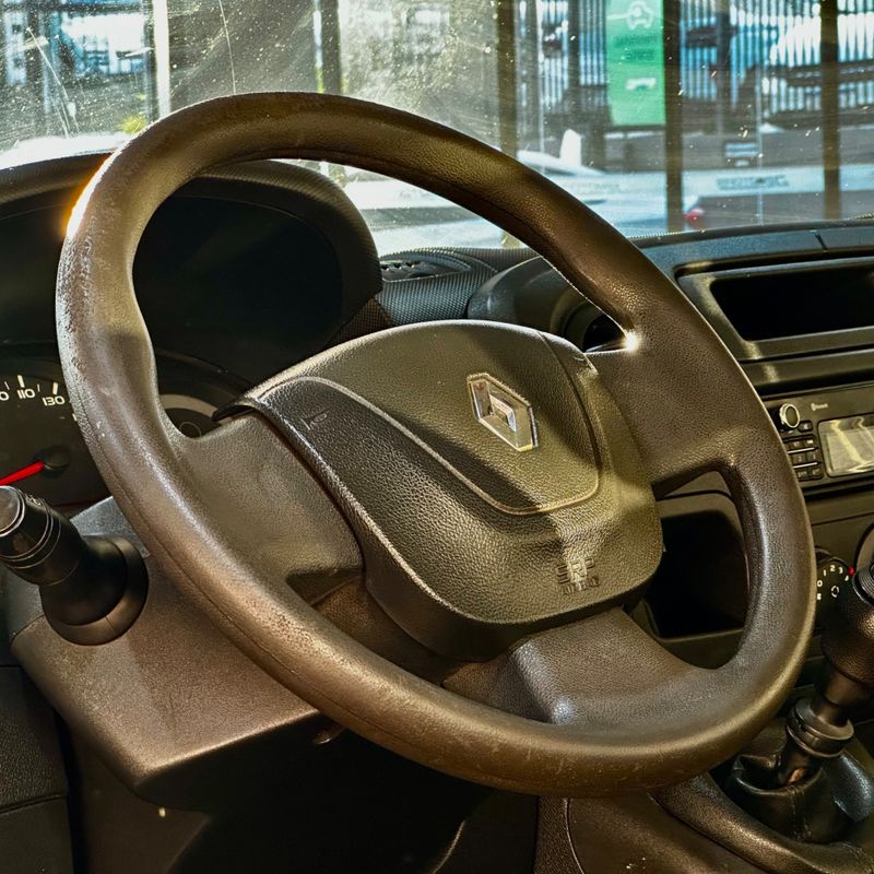 Renault Master Ch Cabine 2021/2022 DL MOTORS LAJEADO / Carros no Vale Renault Master Ch Cabine 2021/2022 DL MOTORS LAJEADO / Carros no Vale