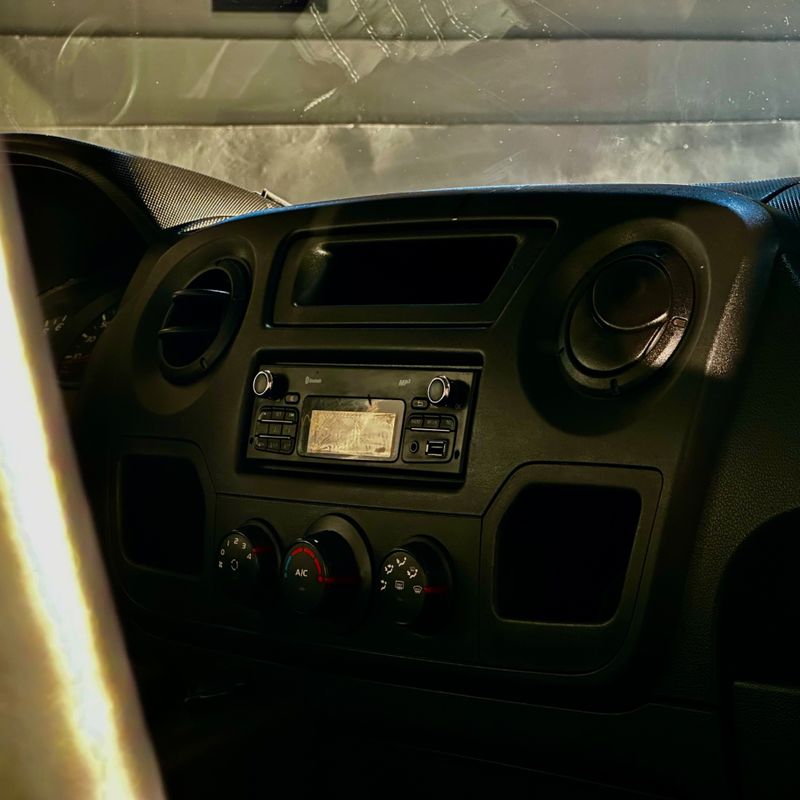 Renault Master Ch Cabine 2021/2022 DL MOTORS LAJEADO / Carros no Vale Renault Master Ch Cabine 2021/2022 DL MOTORS LAJEADO / Carros no Vale