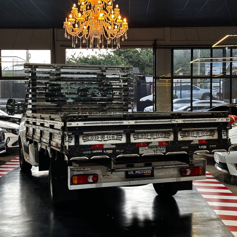 Renault Master Ch Cabine 2021/2022 DL MOTORS LAJEADO / Carros no Vale Renault Master Ch Cabine 2021/2022 DL MOTORS LAJEADO / Carros no Vale