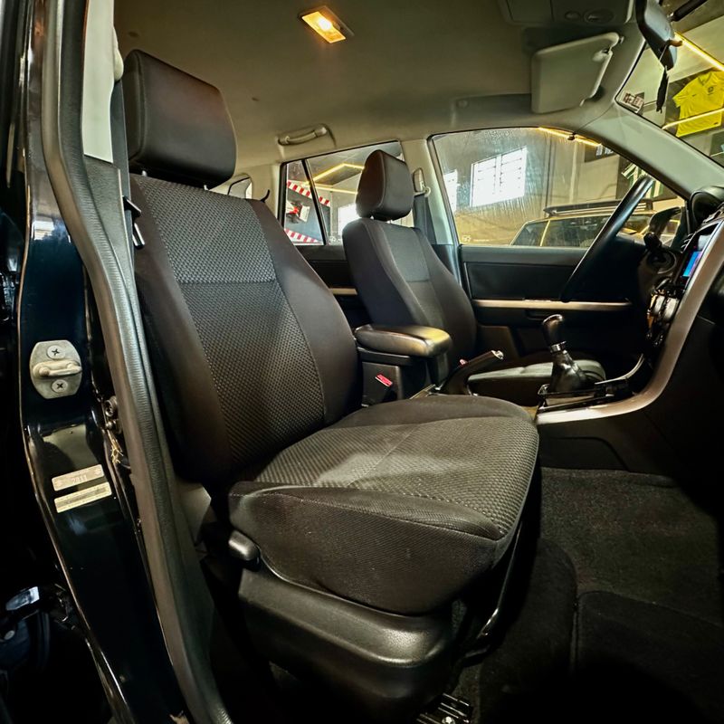 Suzuki G.vitara 2wd 2011/2012 DL MOTORS LAJEADO / Carros no Vale