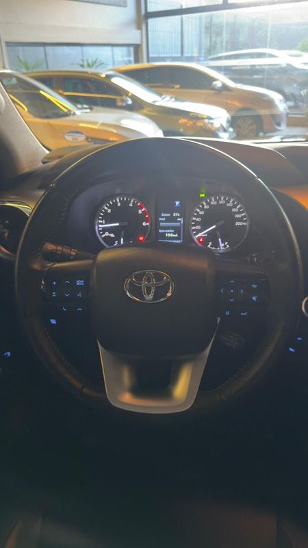 Toyota Hilux Cdsrxa4fd 2021/2022 DL MOTORS LAJEADO / Carros no Vale