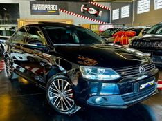 Volkswagen Jetta 2.0 2011/2012 DL MOTORS LAJEADO / Carros no Vale