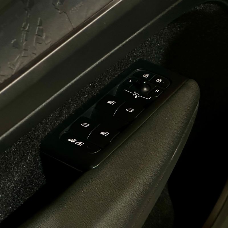 Volvo Xc40 T4 2019/2020 DL MOTORS LAJEADO / Carros no Vale