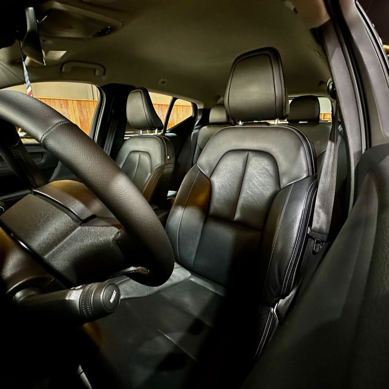 Volvo Xc40 T4 2019/2020 DL MOTORS LAJEADO / Carros no Vale