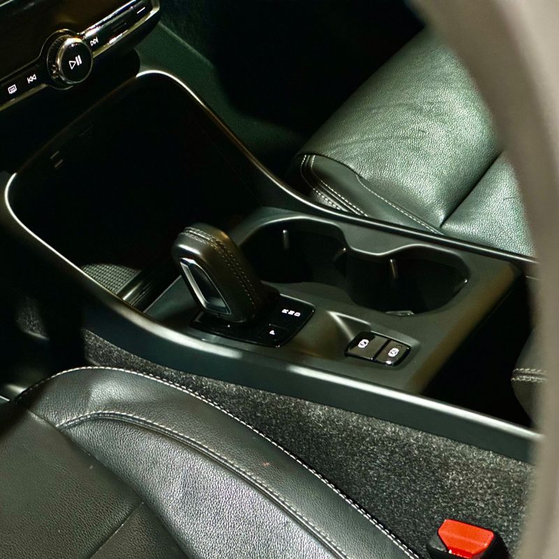 Volvo Xc40 T4 2019/2020 DL MOTORS LAJEADO / Carros no Vale