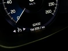 Volvo Xc40 T4 2019/2020 DL MOTORS LAJEADO / Carros no Vale