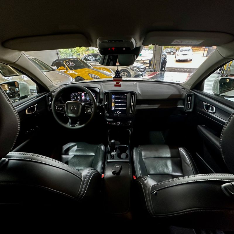 Volvo Xc40 T4 2019/2020 DL MOTORS LAJEADO / Carros no Vale