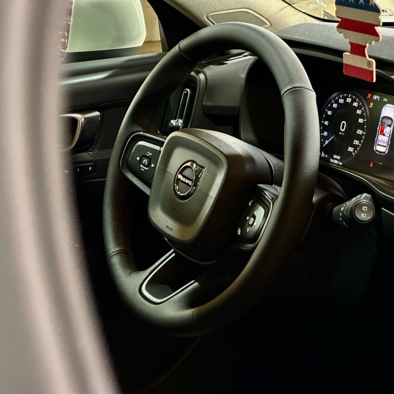 Volvo Xc40 T4 2019/2020 DL MOTORS LAJEADO / Carros no Vale