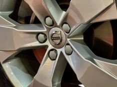 Volvo Xc40 T4 2019/2020 DL MOTORS LAJEADO / Carros no Vale