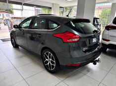 FORD FOCUS 2.0 TITANIUM PLUS HATCH 16V AUTO 2016/2016 ANDRIGO VEÍCULOS CAXIAS DO SUL / Carros no Vale