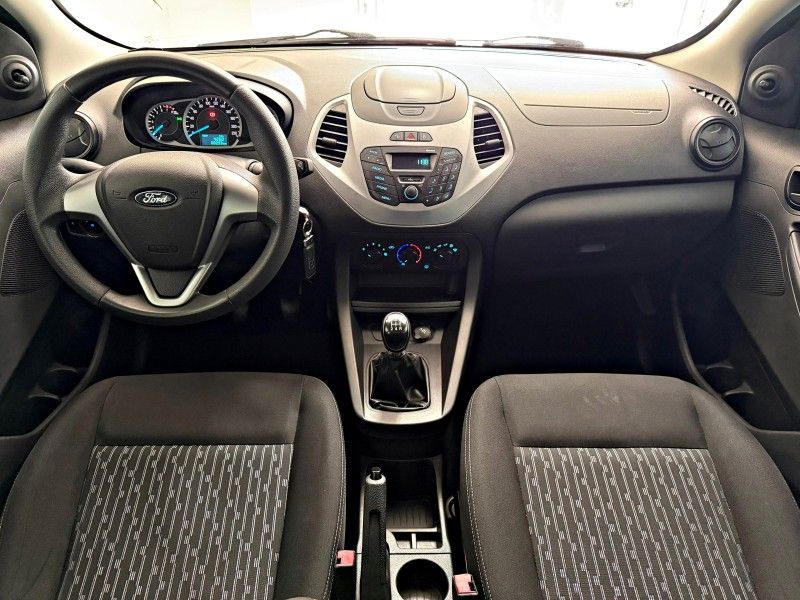FORD KA 1.0 SE 12V 2015/2015 ANDRIGO VEÍCULOS CAXIAS DO SUL / Carros no Vale FORD KA 1.0 SE 12V 2015/2015 ANDRIGO VEÍCULOS CAXIAS DO SUL / Carros no Vale