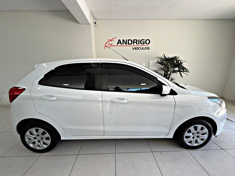 FORD KA 1.0 SE 12V 2015/2015 ANDRIGO VEÍCULOS CAXIAS DO SUL / Carros no Vale FORD KA 1.0 SE 12V 2015/2015 ANDRIGO VEÍCULOS CAXIAS DO SUL / Carros no Vale