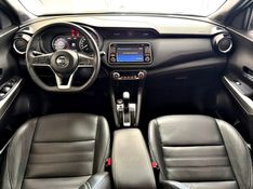 NISSAN KICKS 1.6 16V RIO XTRONIC 2016/2017 ANDRIGO VEÍCULOS CAXIAS DO SUL / Carros no Vale