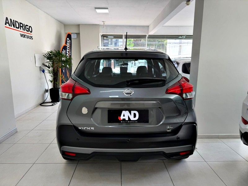 NISSAN KICKS 1.6 16V RIO XTRONIC 2016/2017 ANDRIGO VEÍCULOS CAXIAS DO SUL / Carros no Vale NISSAN KICKS 1.6 16V RIO XTRONIC 2016/2017 ANDRIGO VEÍCULOS CAXIAS DO SUL / Carros no Vale