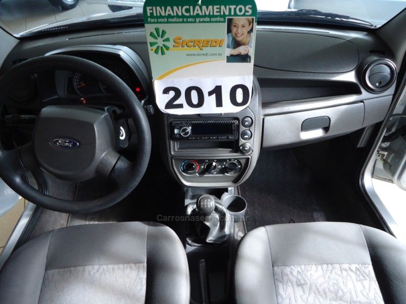 FORD KA 1.0 MPI 8V 2009/2010 BOURSCHEID CARROS E MOTOS SANTA CLARA DO SUL / Carros no Vale