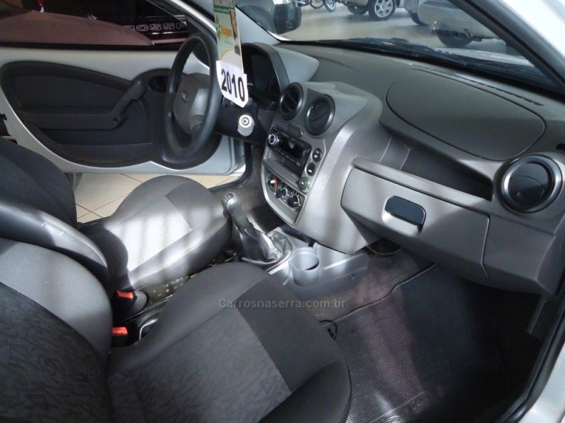 FORD KA 1.0 MPI 8V 2009/2010 BOURSCHEID CARROS E MOTOS SANTA CLARA DO SUL / Carros no Vale