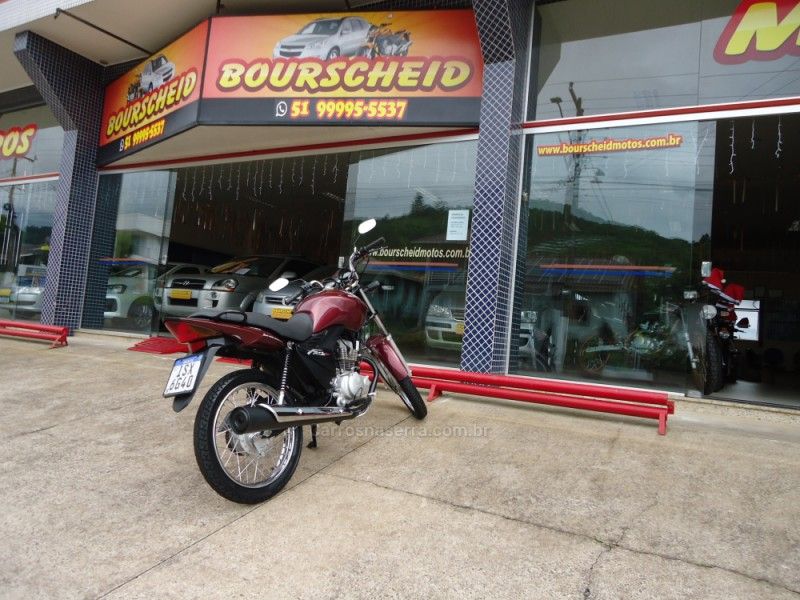 Honda Motos CG 150 FAN ESI 2011/2012 BOURSCHEID CARROS E MOTOS SANTA CLARA DO SUL / Carros no Vale