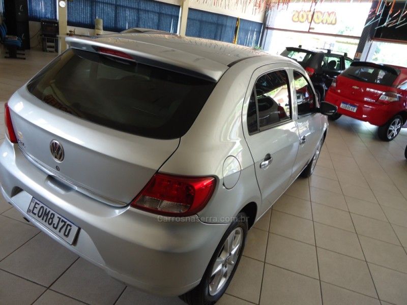 VOLKSWAGEN GOL 1.0 MI 8V G.V 2010/2011 BOURSCHEID CARROS E MOTOS SANTA CLARA DO SUL / Carros no Vale