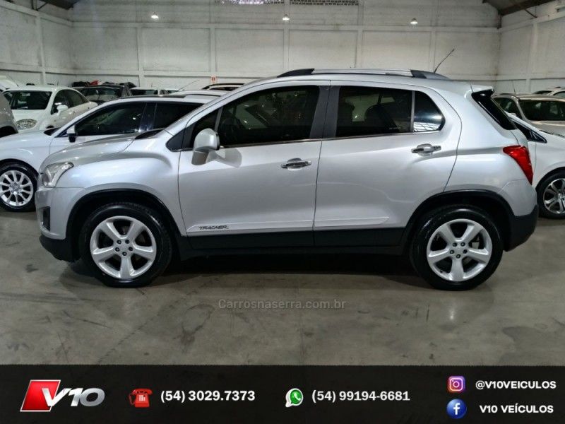 CHEVROLET TRACKER 1.8 MPFI LTZ 4X2 16V 2016/2016 V10 VEÍCULOS CAXIAS DO SUL / Carros no Vale