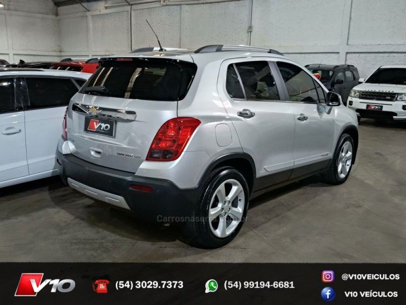 CHEVROLET TRACKER 1.8 MPFI LTZ 4X2 16V 2016/2016 V10 VEÍCULOS CAXIAS DO SUL / Carros no Vale