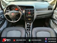 FIAT LINEA 1.8 ESSENCE 16V 2011/2012 V10 VEÍCULOS CAXIAS DO SUL / Carros no Vale